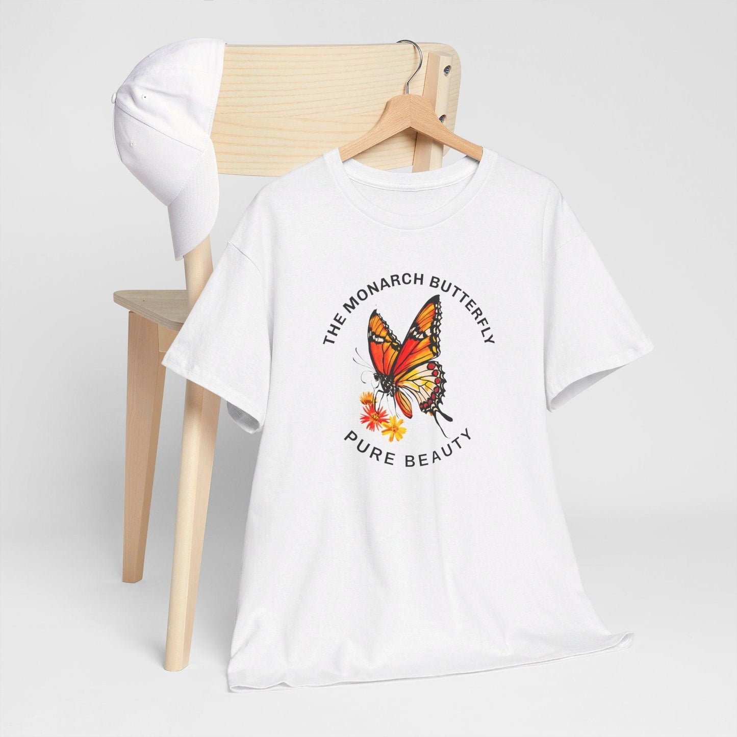 Camiseta unisex de algodón pesado: "La colección Mariposa Monarca"