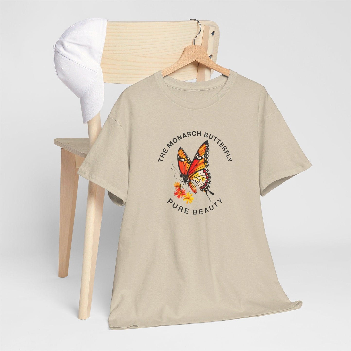 Camiseta unisex de algodón pesado: "La colección Mariposa Monarca"