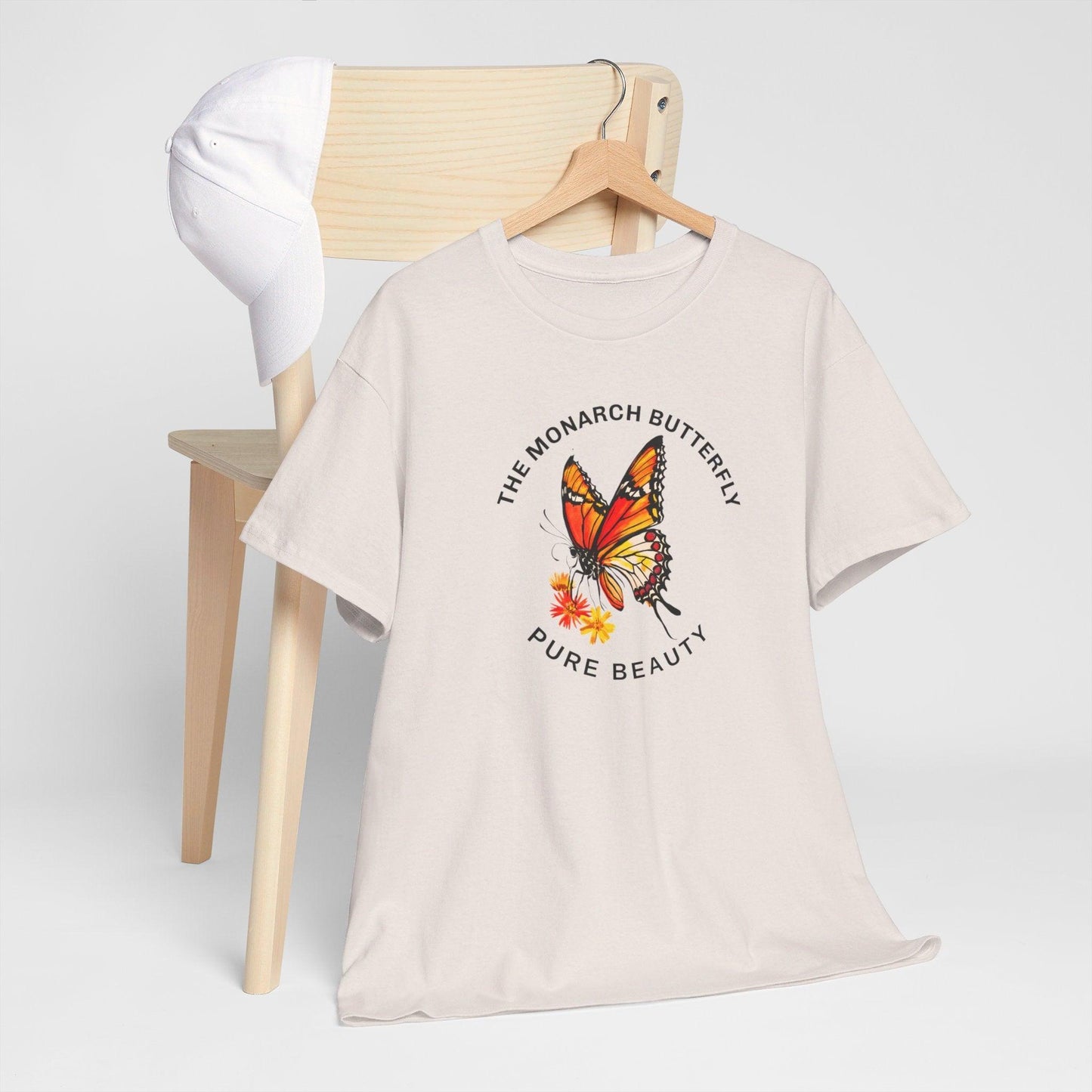 Camiseta unisex de algodón pesado: "La colección Mariposa Monarca"